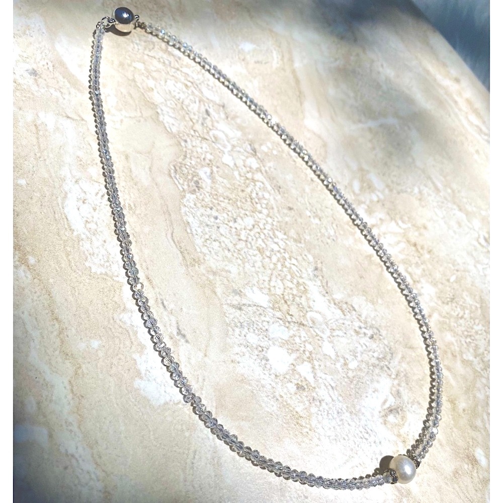 Delicate Iridescent Bead and Pearl Necklace